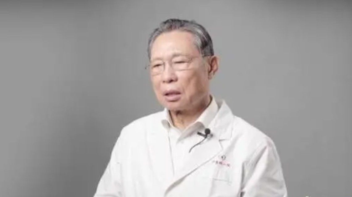 钟南山建议40岁以上每年查肺功能